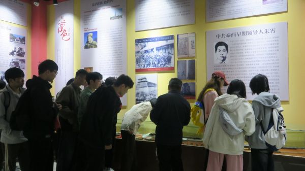 山东农业大学赴泰安毛公山红色文化博物馆开展清明主题活动